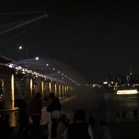 盤浦大橋の噴水ショー！の画像