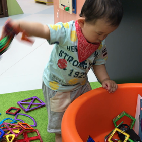 1y1m ボーネルンドトットガーデン＆手押し車ブームの画像