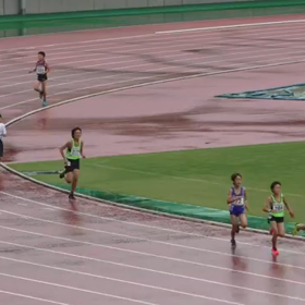 男子６年1000m１組目③の画像