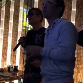 コブクロの画像