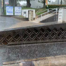 道路が冠水するのは河川の近くだけではありませんの画像