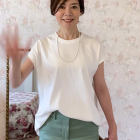 今日のコーデ❤️〜シンプルコーデもカラーパンツで存在感出していこ〜の画像