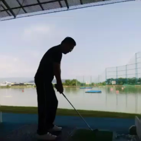 右手が下にくるフォローの画像