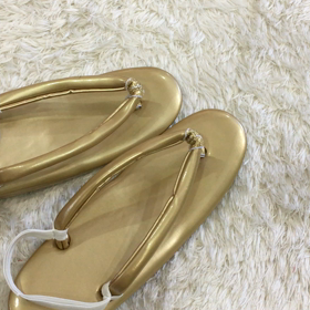 鼻緒が痛くない車椅子草履の画像