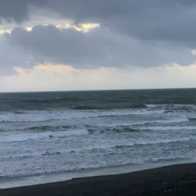 3月2日千葉北、東浪見の朝の波の画像