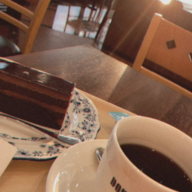 ~~匸Po(`･ω･´) Coffee time♡の画像