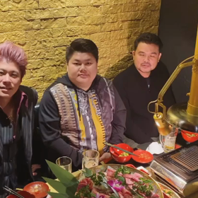 カンボジアの大富豪ドンチャイがご来店！焼肉朋ちゃんの画像
