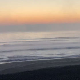 1月13日千葉北、東浪見の朝の波の画像