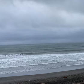 5月17日千葉北、東浪見の朝の波の画像