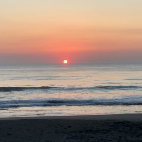 9月27日千葉北、東浪見の朝の波の画像
