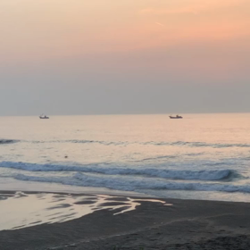 8月2日千葉北、東浪見の朝の波の画像