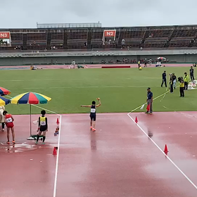 男子ジャベリックボール投げ(後ろから)③の画像