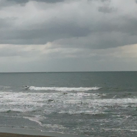 11月18日千葉北、東浪見の朝の波の画像