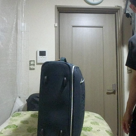 身の回りの物で「アームカールの基本が身に付くトレーニング！」の画像