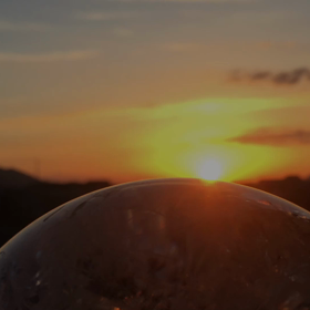 夕焼けと水晶さん達に癒されました〜の画像