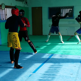 2015/04/18こんな感じで練習してますの画像