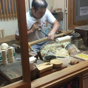 鳴子こけし館の画像