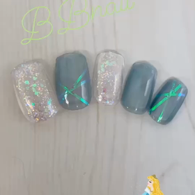 オーロラネイルの画像