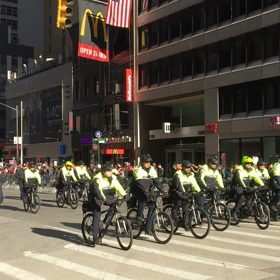 女性の権利のためにWomen’s March 大規模デモの画像