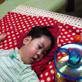 ボール遊びとイヤイヤ期の画像