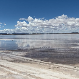 秘境の地・ウユニ塩湖5日間の旅　ウユニ塩湖だーーー❗️の画像