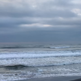 3月29日千葉北、東浪見の朝の波の画像