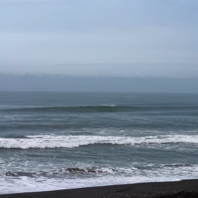 5月17日千葉北、東浪見の朝の波の 画像