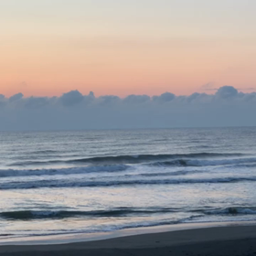 4月2日千葉北、東浪見の朝の波の画像