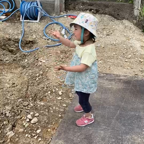 何を真似してるでしょう？の画像