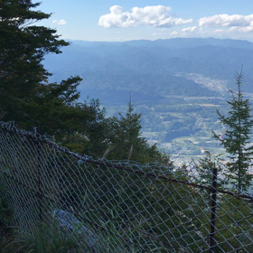 武甲山からの秩父の街の画像
