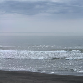 6月11日千葉北、東浪見の朝の波の画像