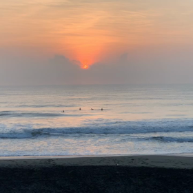 10月2日千葉北、東浪見の朝の波の画像