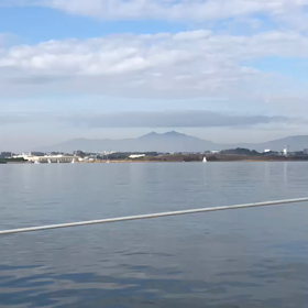 霞ヶ浦でヨットの画像