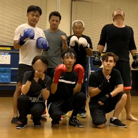 まだまだ暑いけどスポーツの秋！ 『パンチ DE フィット！』の画像