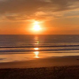 10月23日千葉北、東浪見の朝の波の画像