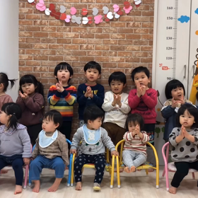 リトミック　①の画像