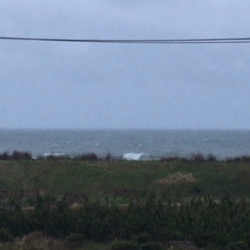 4月18日千葉北、東浪見の朝の波の 画像