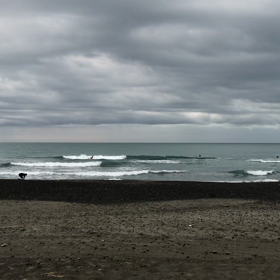 朝の静波の画像
