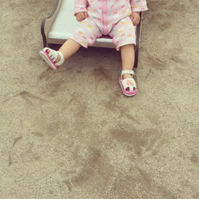 お外でアンヨの画像