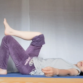 寝る前の、ふくらはぎマッサージで足が軽くなりますの画像