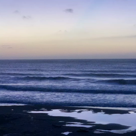 8月12日千葉北、東浪見の朝の波の画像