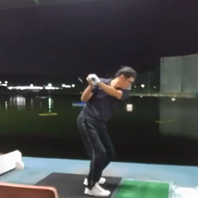 右肘支点が正解か？の画像