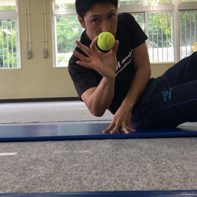 『腰痛に効くセルフケア』の画像