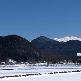 乗鞍岳とキハ85の画像