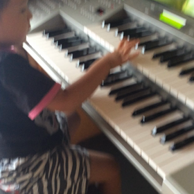 エレクトーンの画像