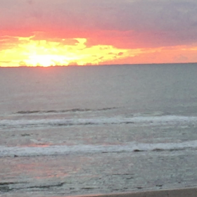 11月3日千葉北、東浪見の朝の波の画像