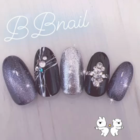 ネイビーネイルの画像