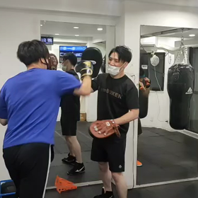 ミット打ちは楽しく♪の画像