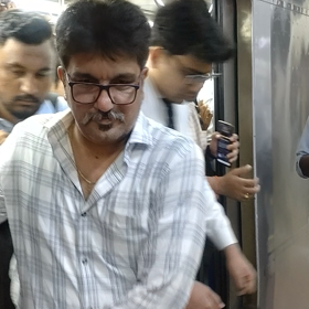 インドの人の群れの画像