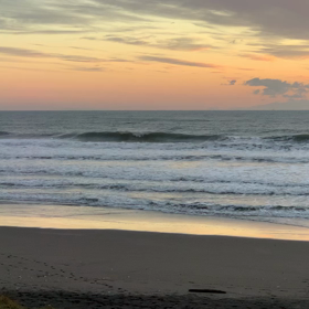 11月7日千葉北、東浪見の朝の波の画像